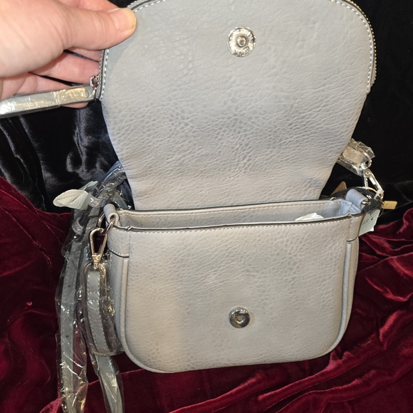 Moda Luxe Henri Foldover Zip Crossbody Lavender Gray Pebbled Faux Leather NWT - Picture 3 of 13